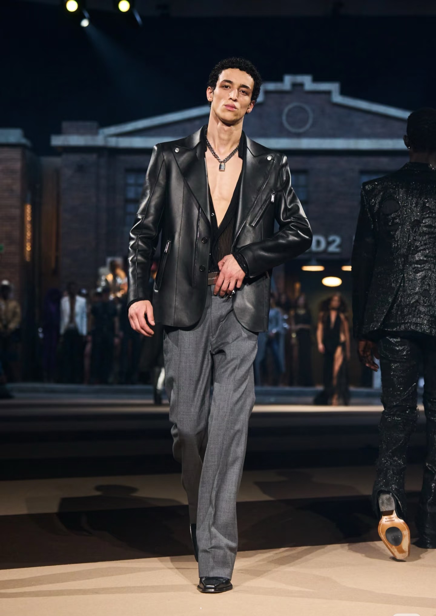 KXGL【29】6003“浴血重生”秋冬季潮奢时尚轻奢痞帅男装卫衣短袖