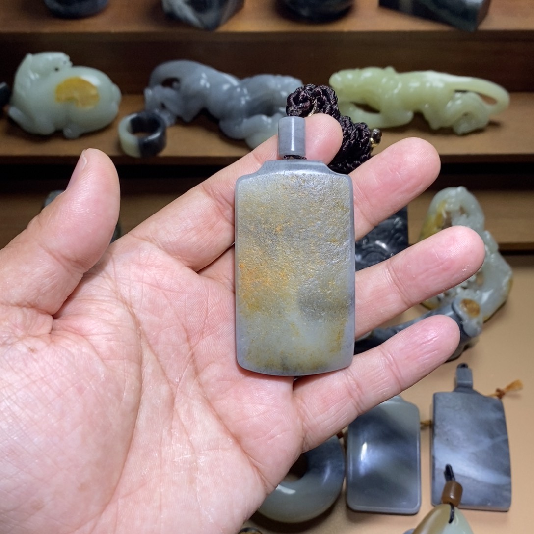 未镶嵌和田玉挂件