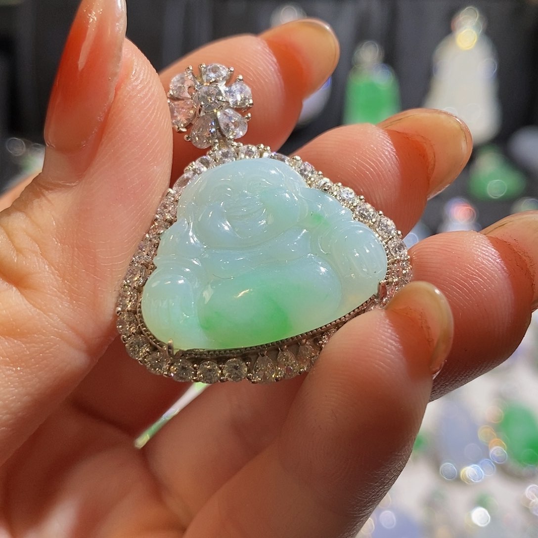 翡翠颈饰银S925镶嵌天然翡翠