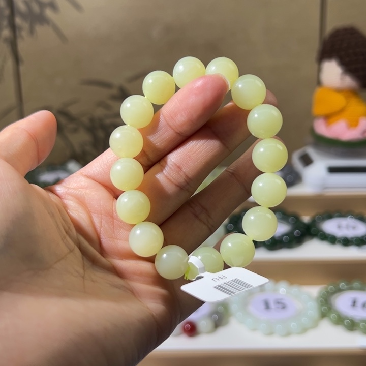 和田玉未镶嵌手串