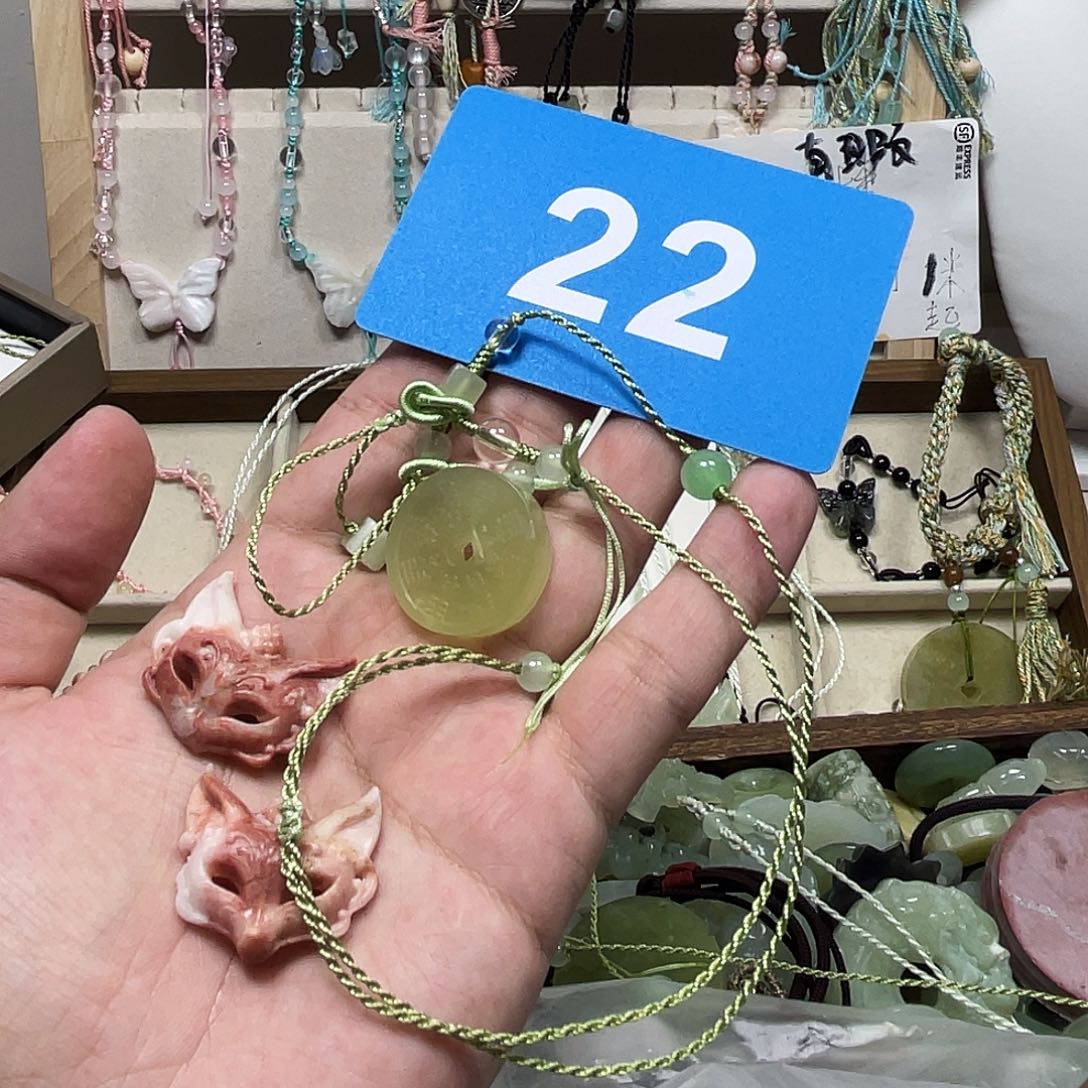 蛇纹石玉合金颈饰