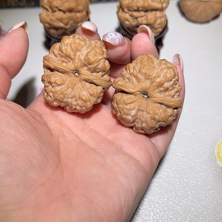 文玩核桃蛤蟆头39