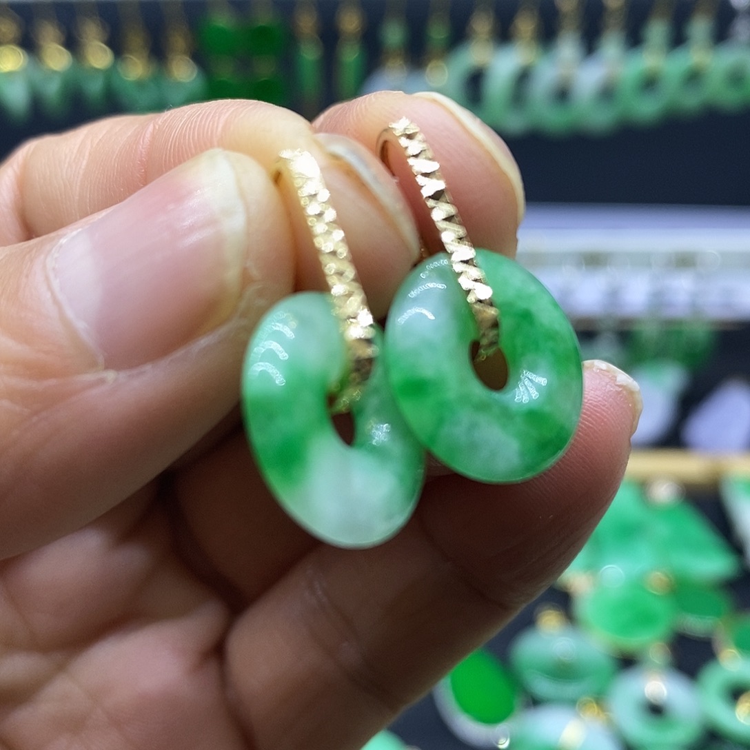 翡翠18K金镶嵌耳饰耳坠