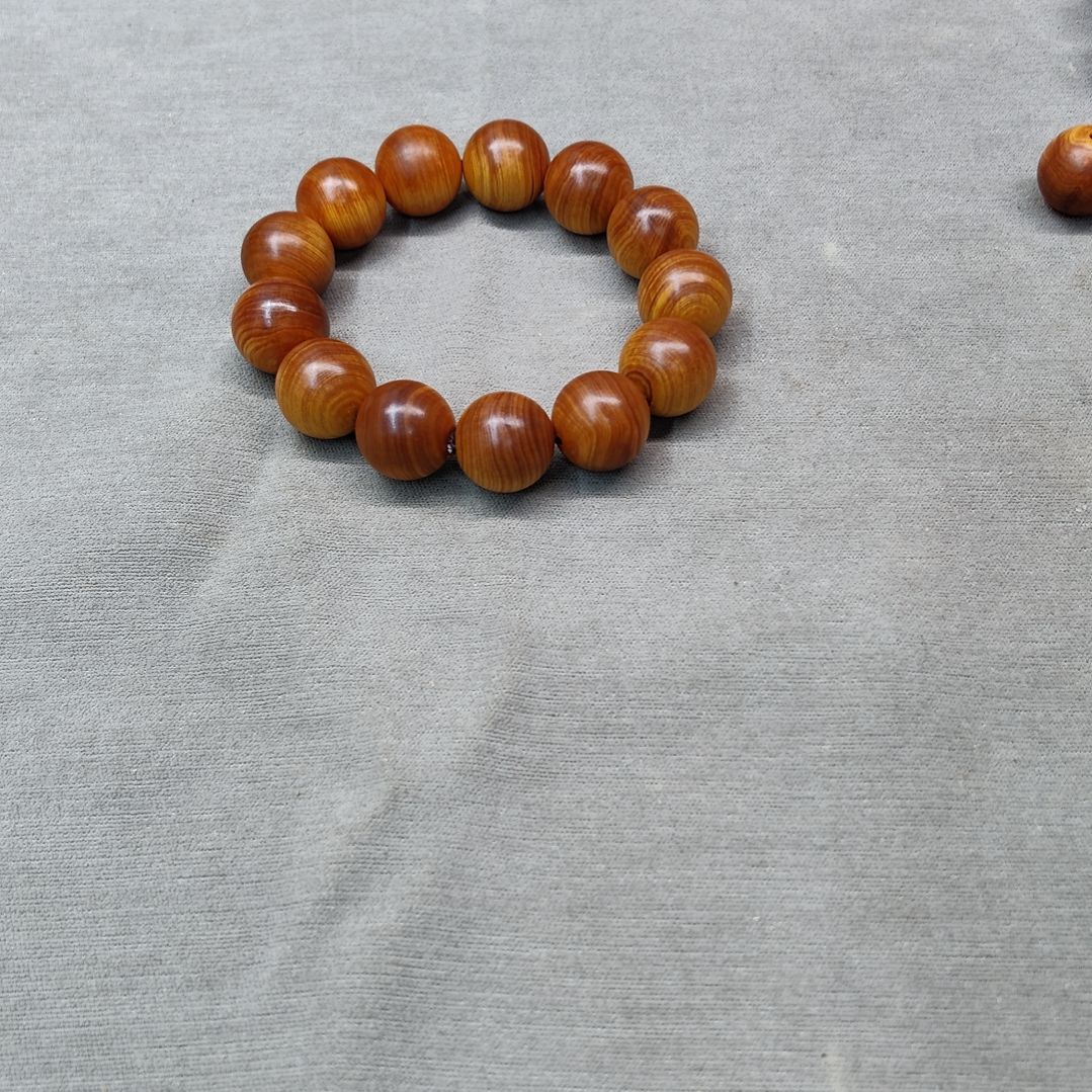 1.8红油玉华一条。。。。。