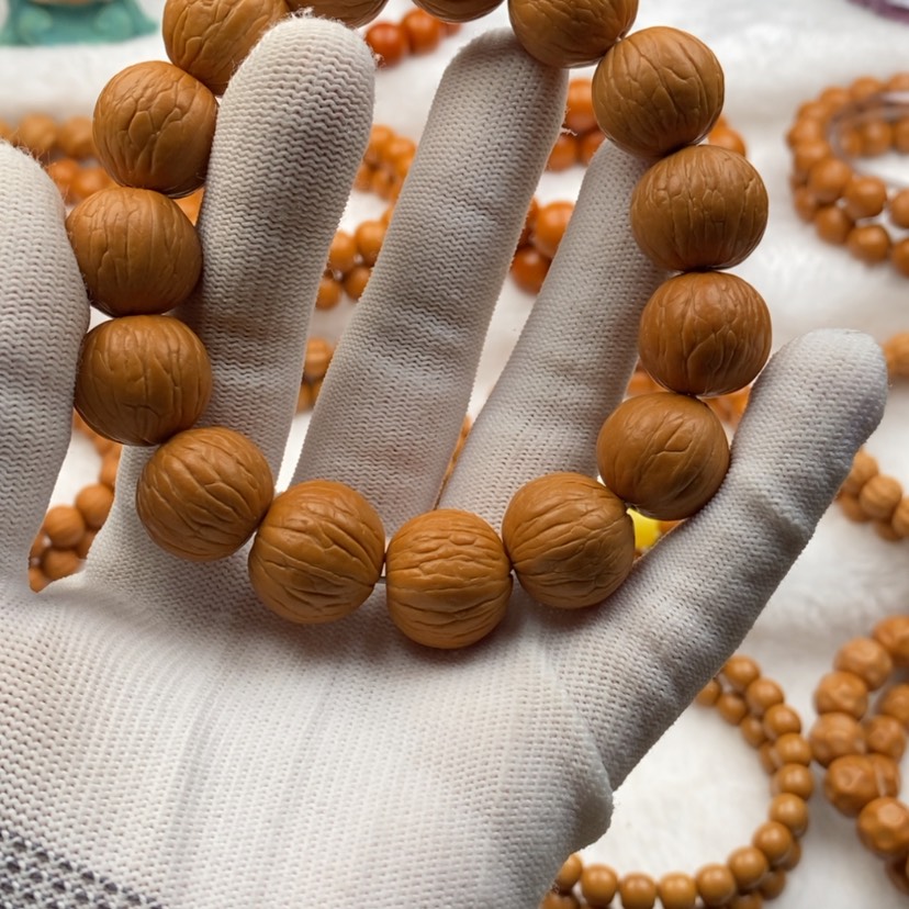 【闪购商品】猴头核桃吊坠草**鹰猴头核桃