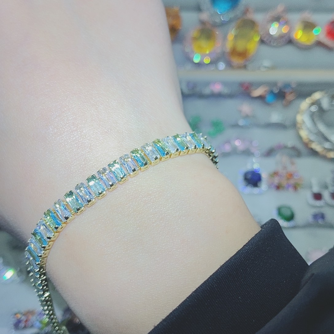 【闪购商品】托帕石耳饰银S925镶嵌