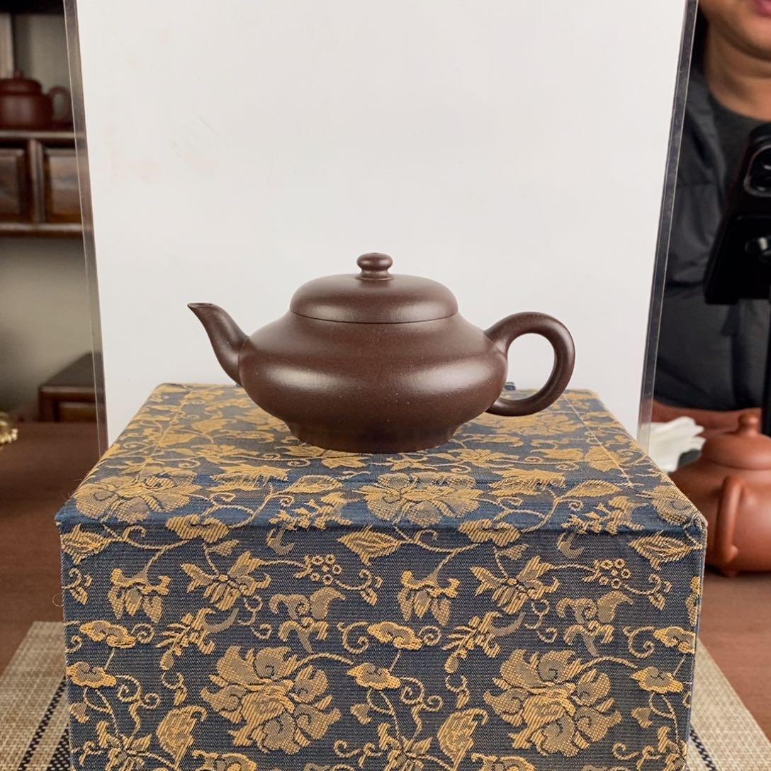 紫砂茶壶宜兴紫砂工艺美术精品