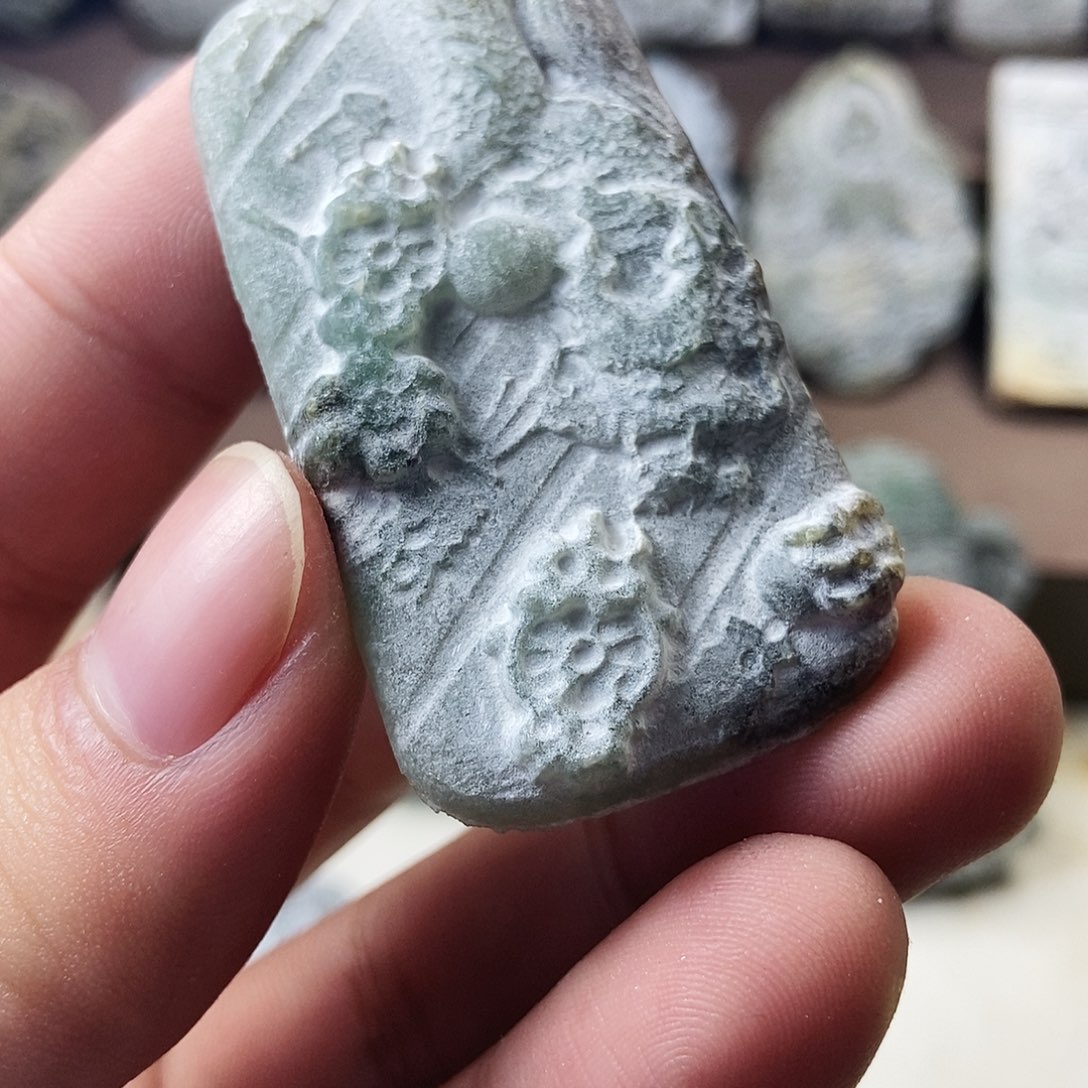 定制翡翠未镶嵌全包