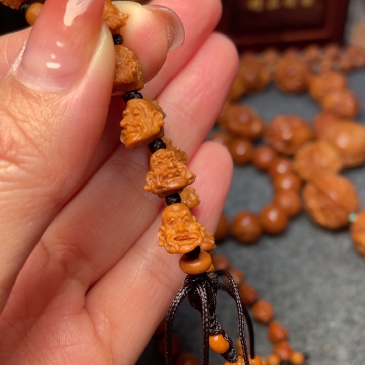 橄榄核吊坠余**心橄榄核