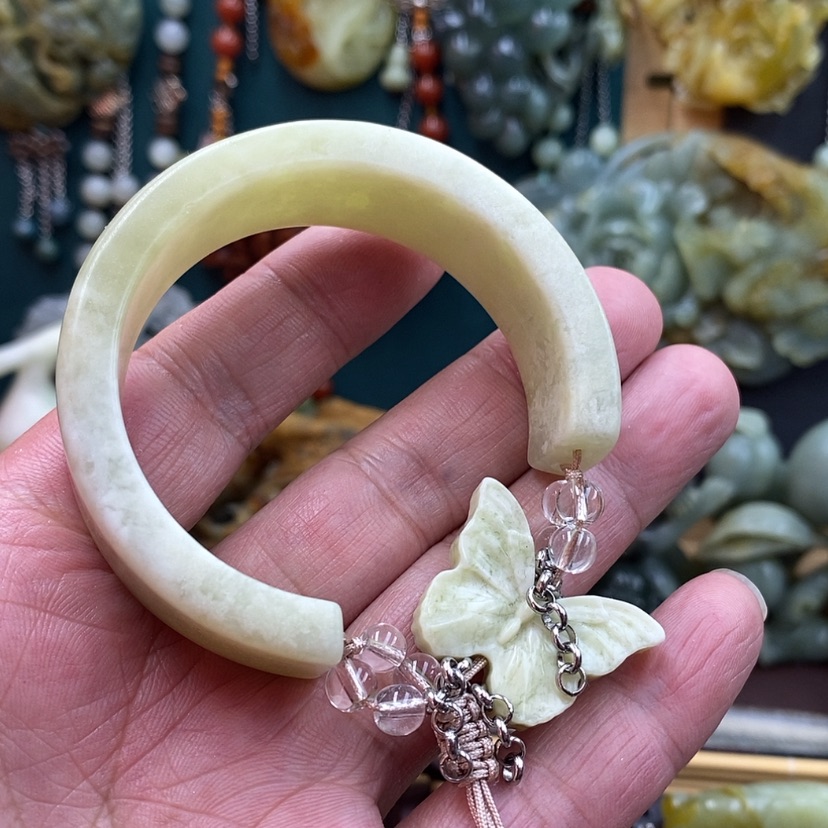 【闪购商品】未镶嵌蛇纹石玉手牌54