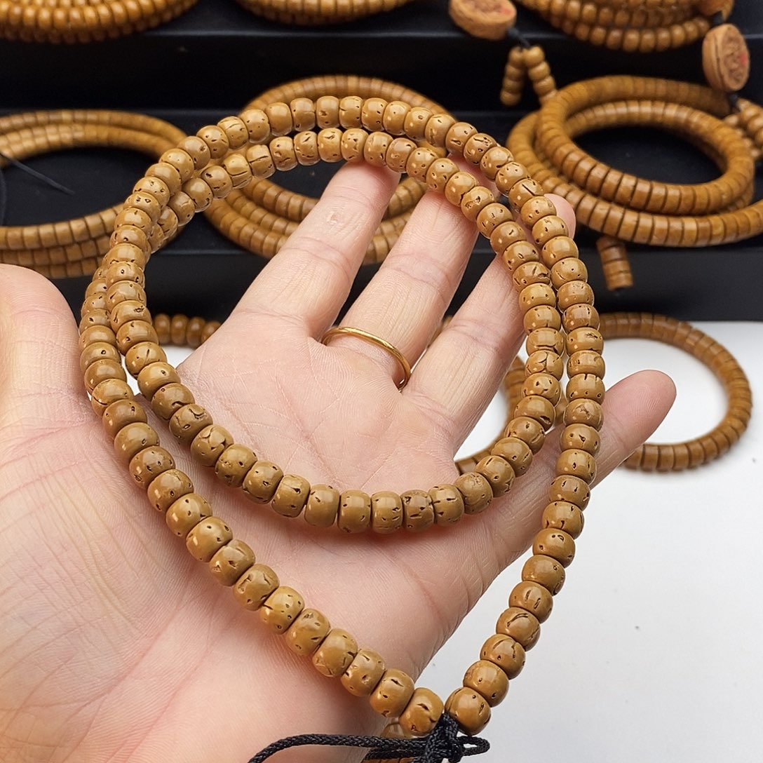 你***对桃核吊坠微瑕脖挂