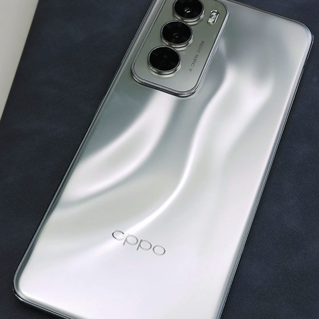 99新 OPPO 超级闪充超大电池直屏手机