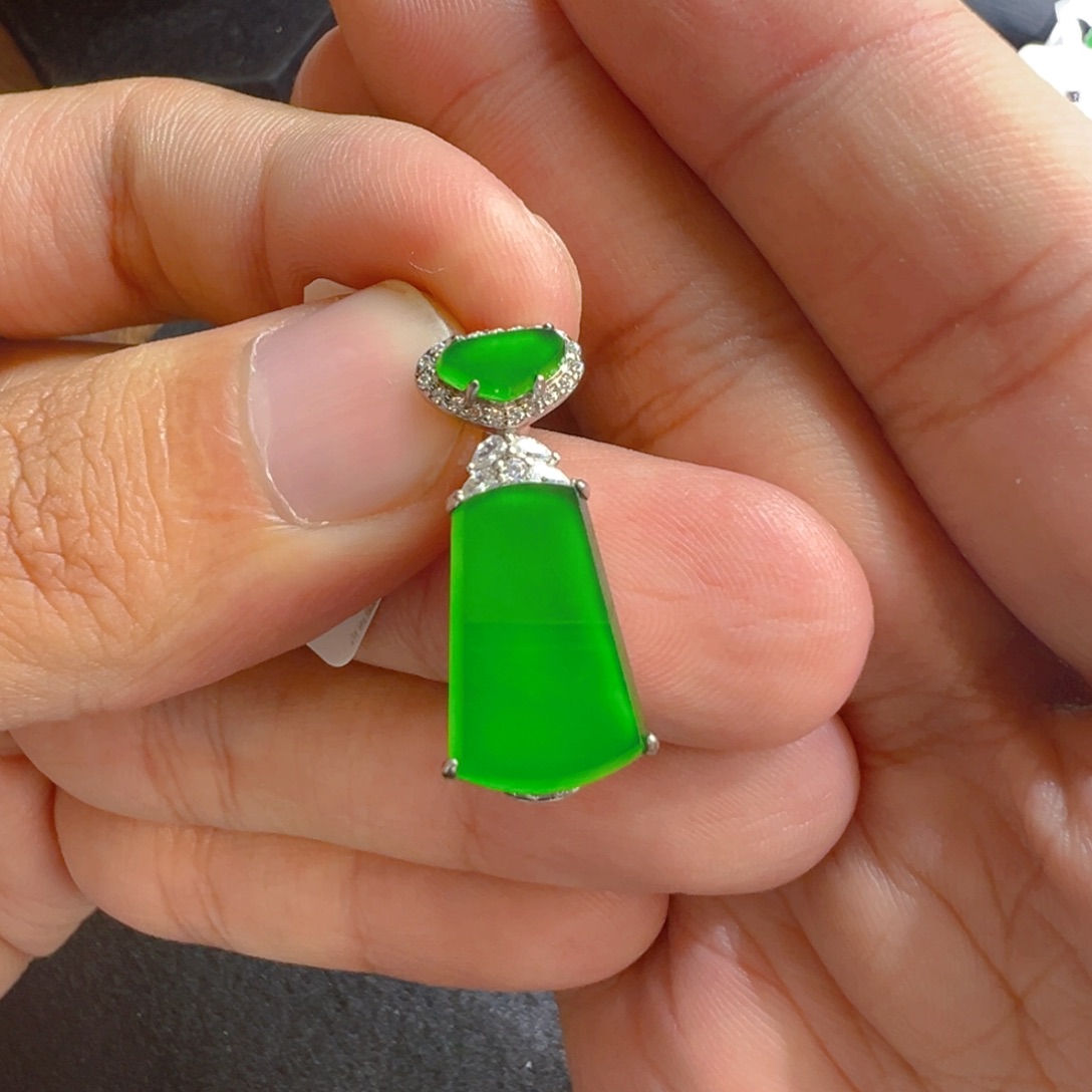 翡翠银S925镶嵌颈饰