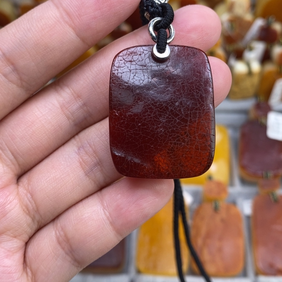 蜜蜡未镶嵌珠宝奇石