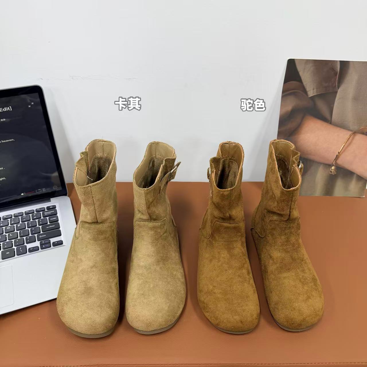 1059复古简约百搭搭扣软底休闲靴