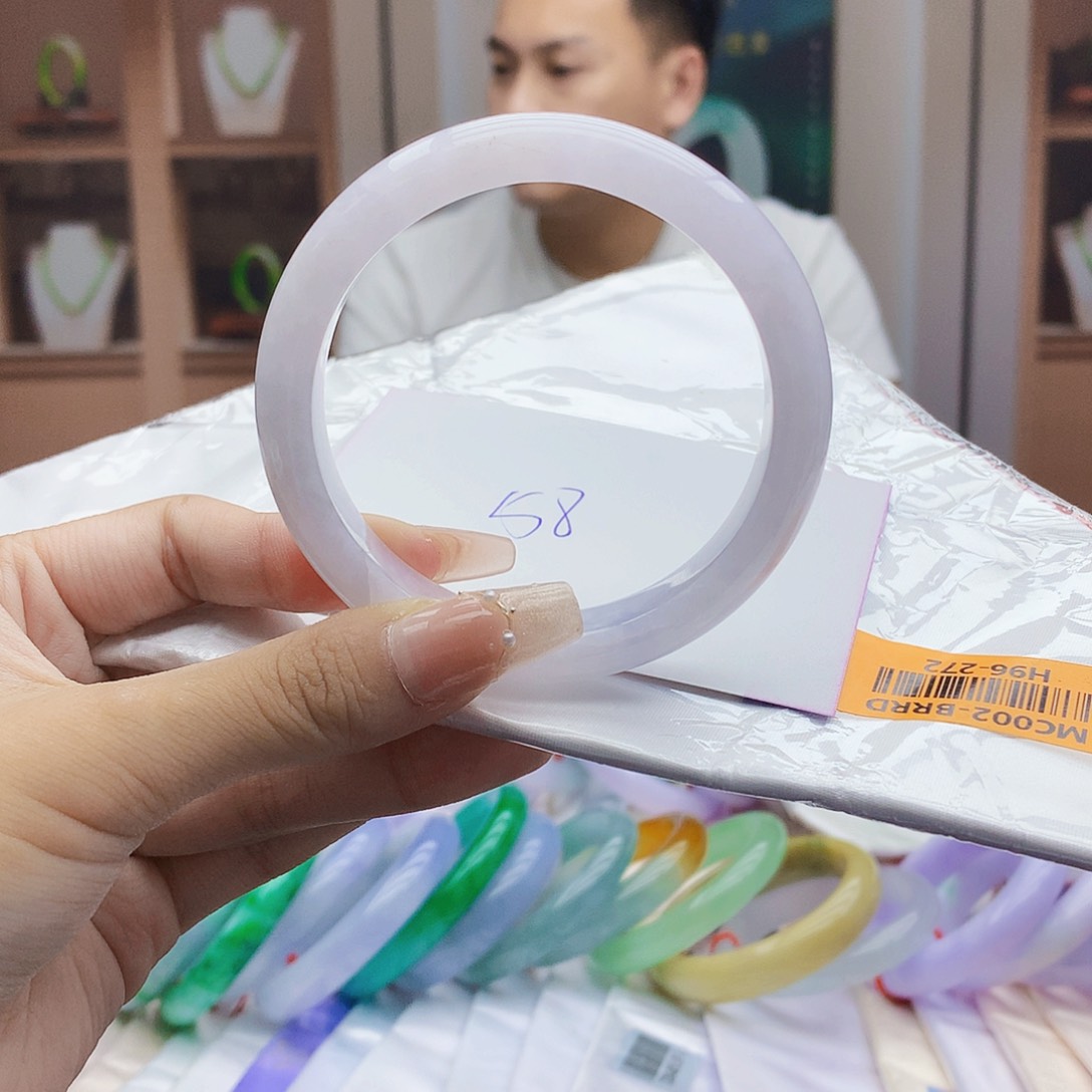 翡翠手镯未镶嵌78889999999999999999