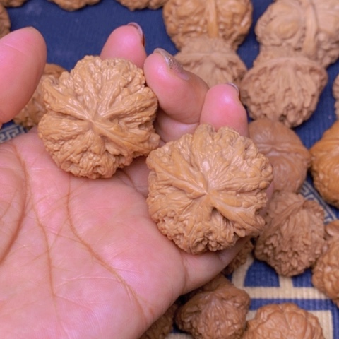 【闪购商品】文玩核桃吊坠魚*粗筋41