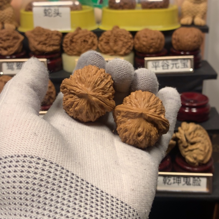 文玩核桃把件野生凹底39