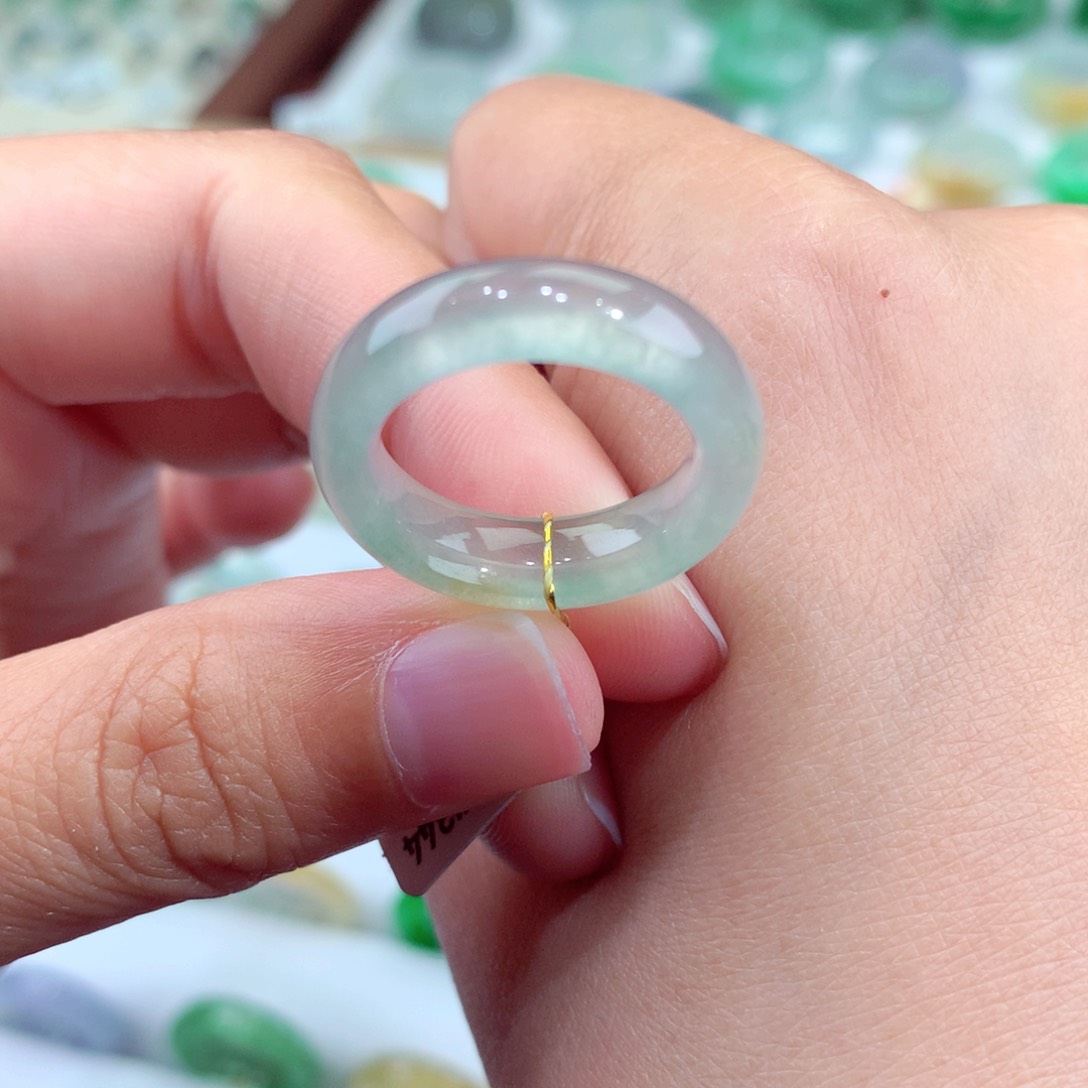 翡翠未镶嵌戒指11号高冰飘花