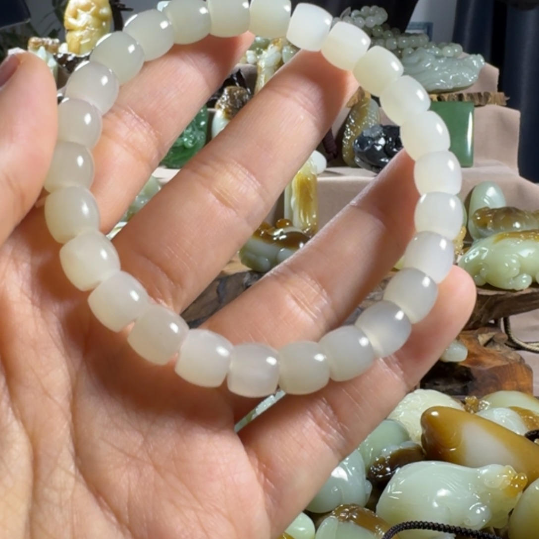 和田玉（糖玉）未镶嵌挂件