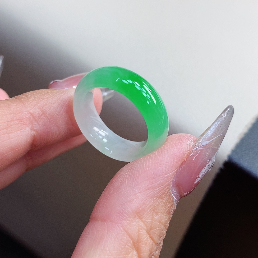 翡翠戒指未镶嵌13号