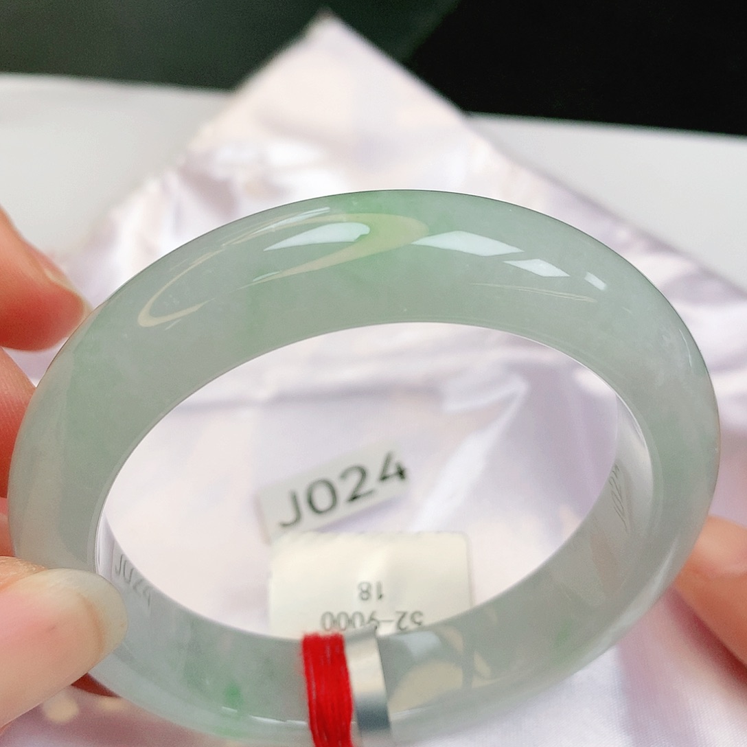 【闪购商品】翡翠手镯未镶嵌缅甸天然a货翡翠