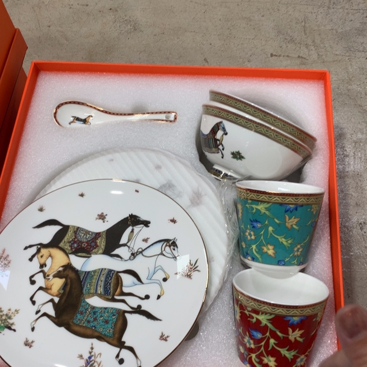 瓷片全套的都有的