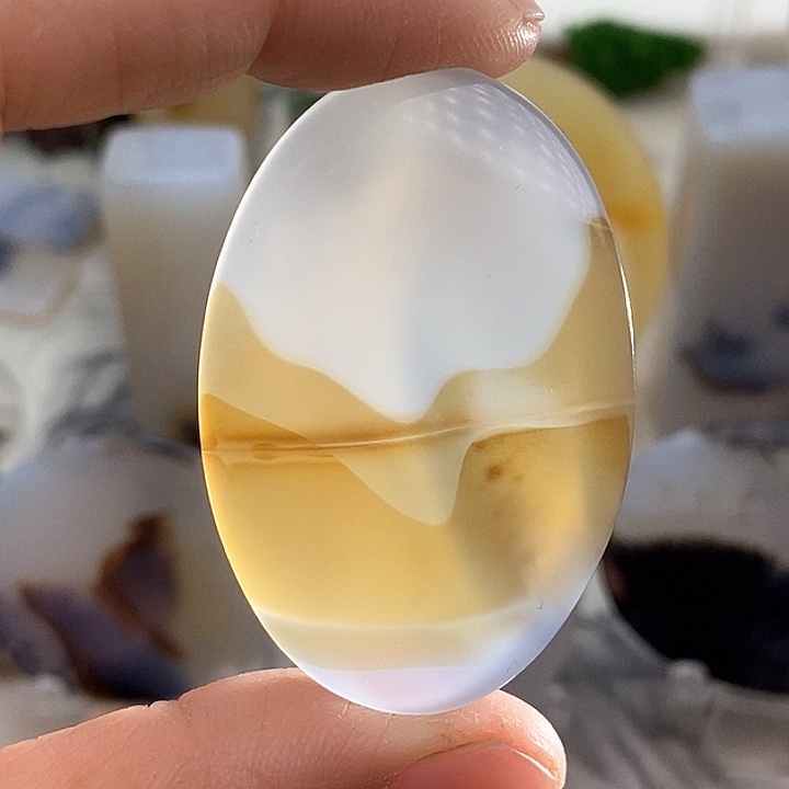 玛瑙/玉髓颈饰未镶嵌