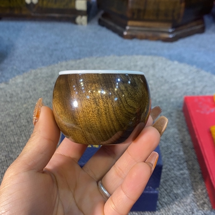 乌木类成套家具主人杯