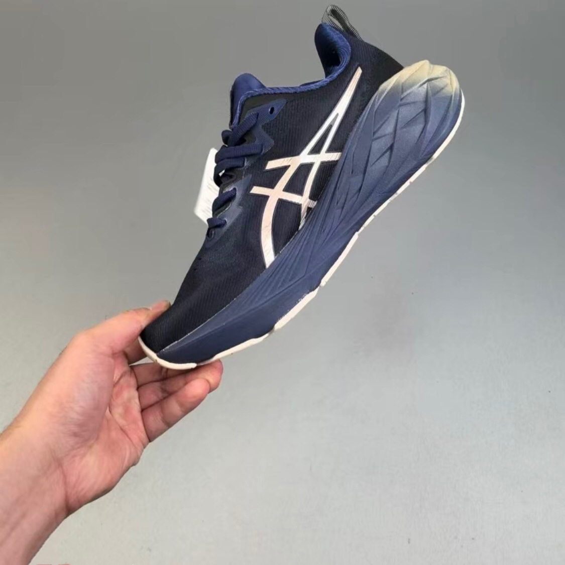 情侣男女同款春夏季时尚潮流百搭休闲鞋