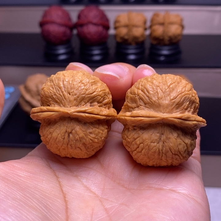 文玩核桃把件铁狮子34