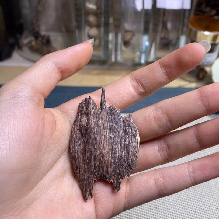 一***白沉香海南大山红油老树心