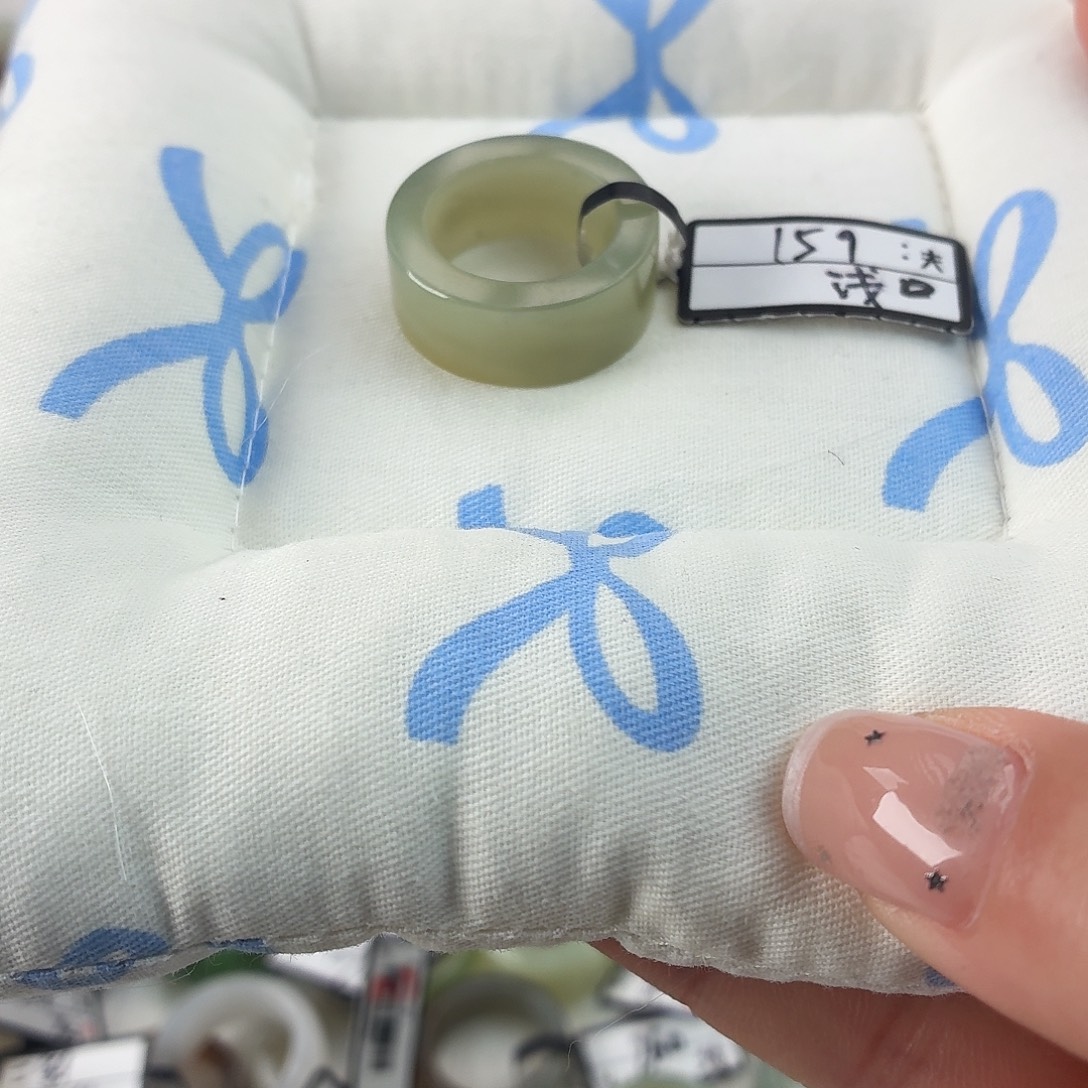 和田玉未镶嵌戒指Q42湖水绿直切内径15.8港码11