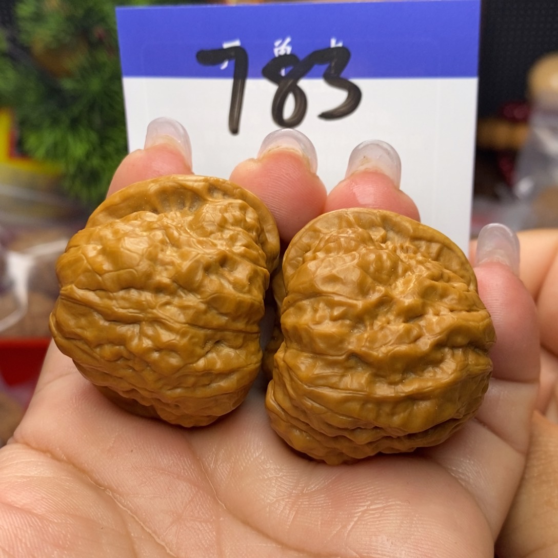 文玩核桃吊坠蛤蟆头。边40