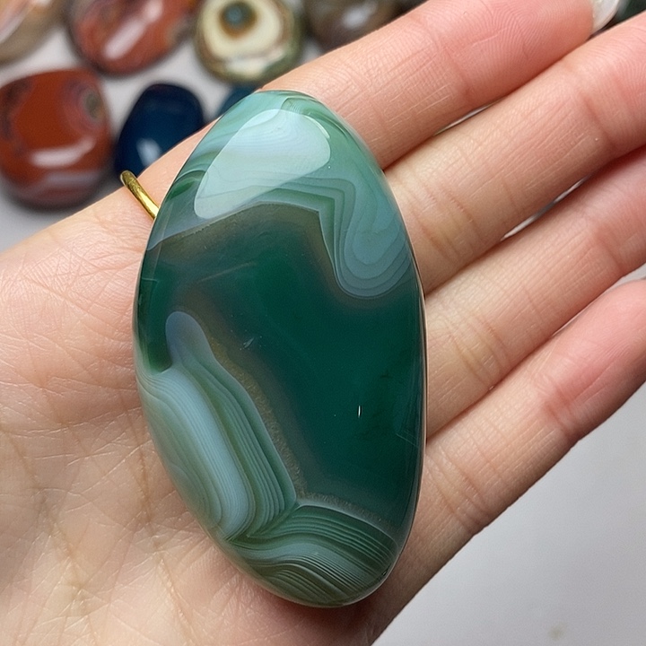 且***歌玛瑙/玉髓未镶嵌吊坠(不含链)