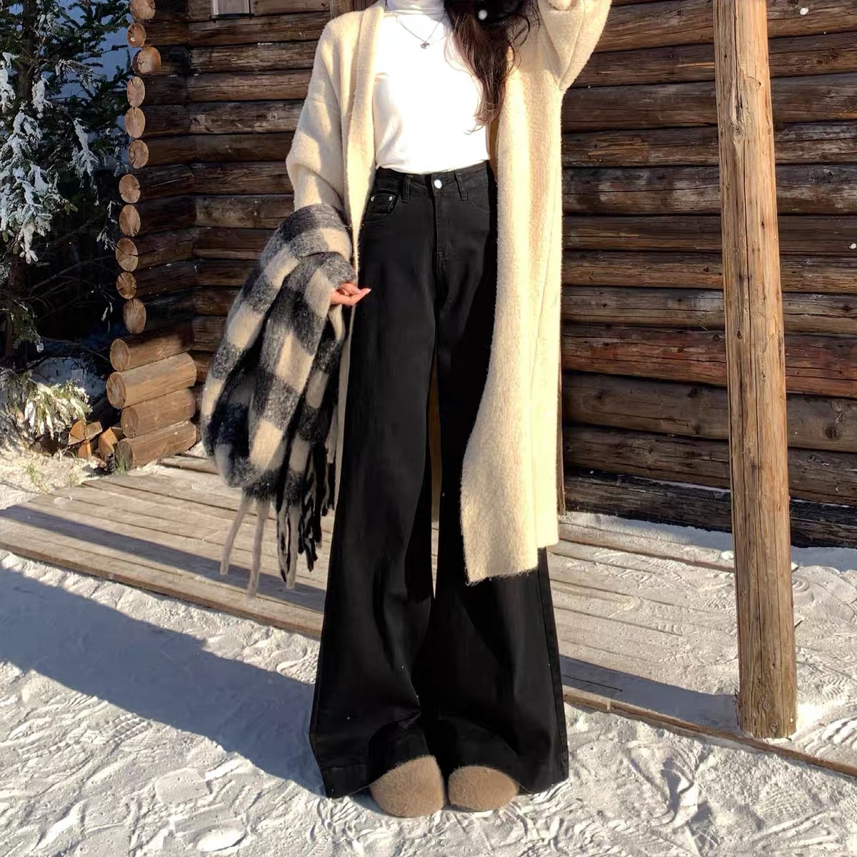 【加绒/不加绒】黑色显瘦百搭高腰微喇牛仔裤时尚弹力牛仔裤7665 C