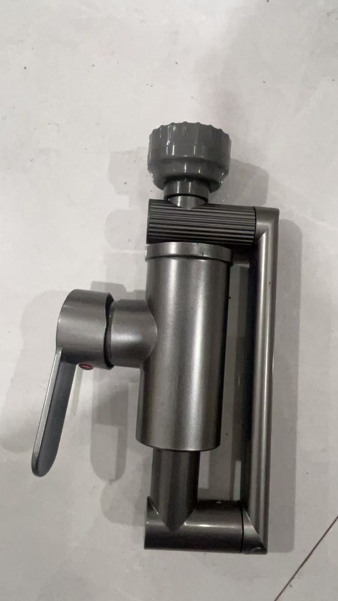 库存【万象水龙头一个】电池夹 