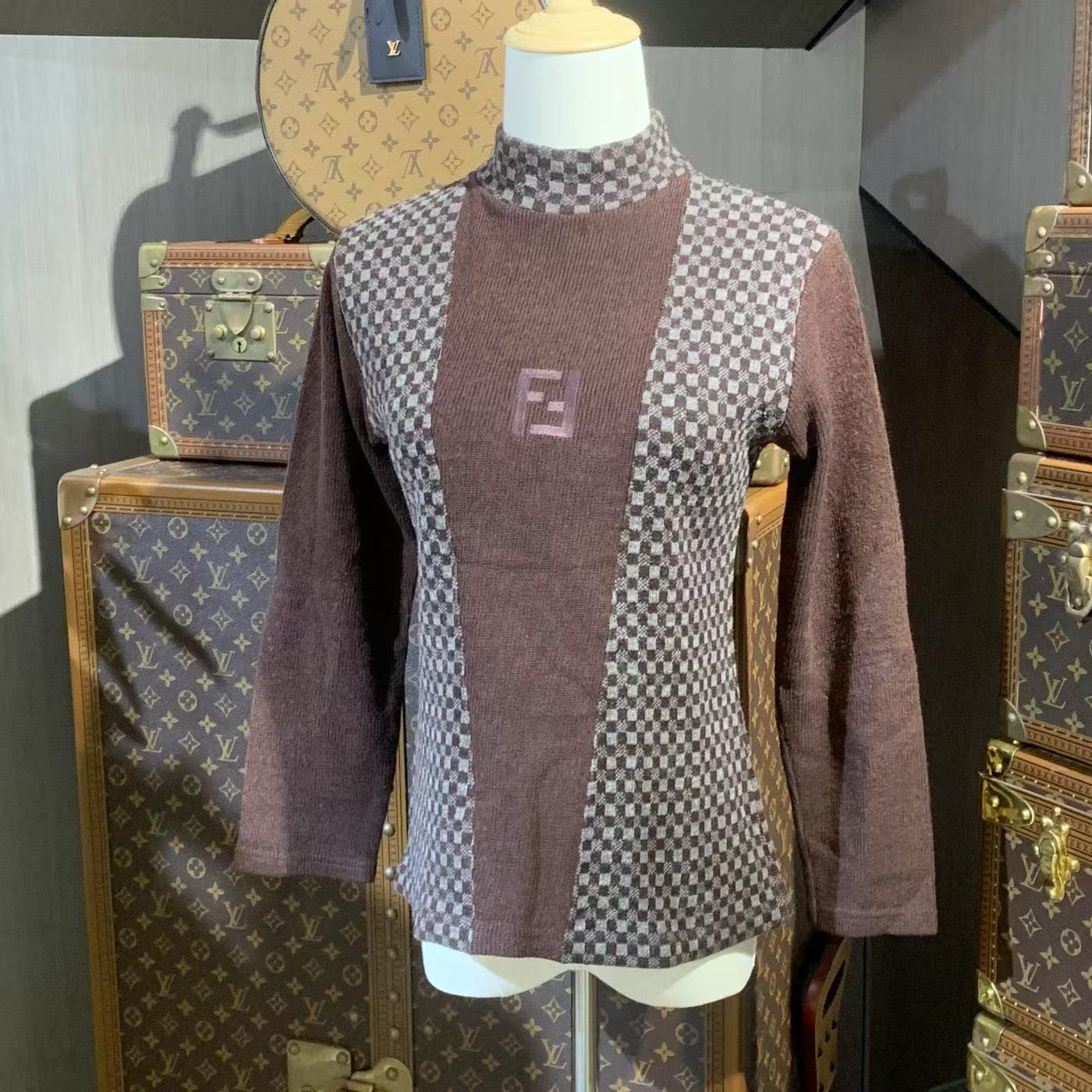 99新 FENDI/芬迪 安洁利严选卫衣/YK0110753