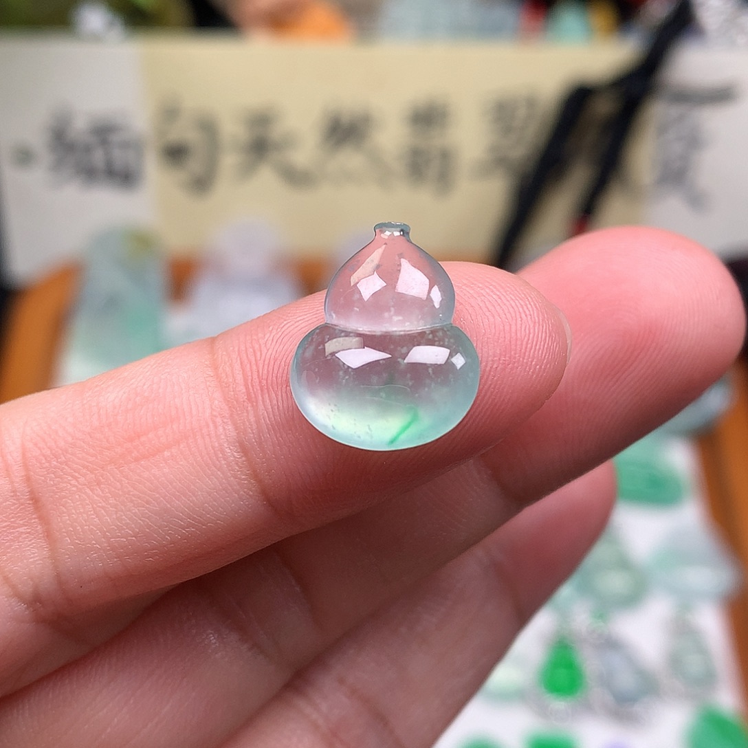 翡翠裸石缅甸天然A货翡翠冰种葫芦