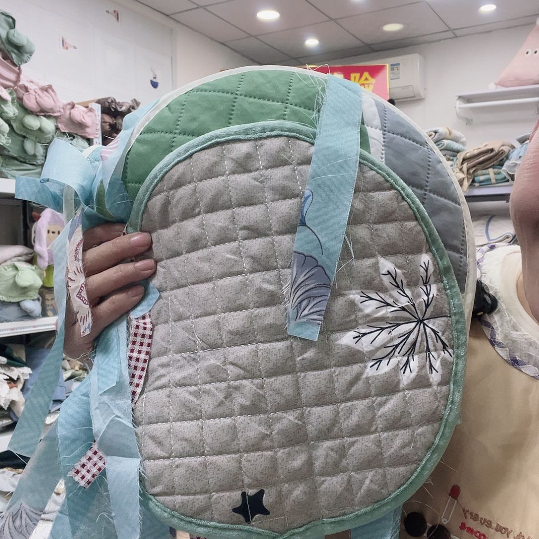 雪尼尔聚酯纤维快乐大本营在这里是什么