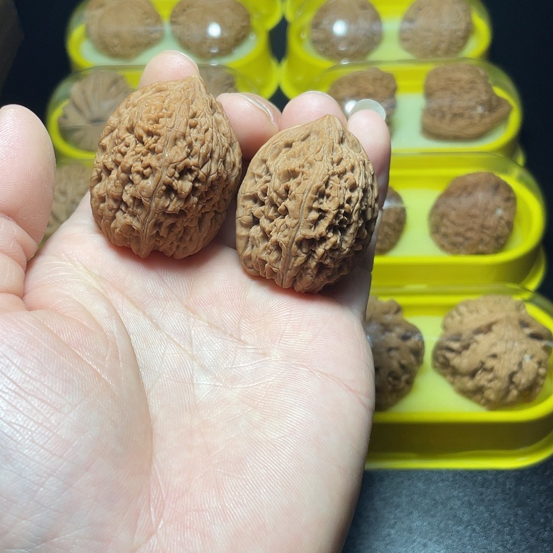 文玩核桃吊坠34尺大蒜头