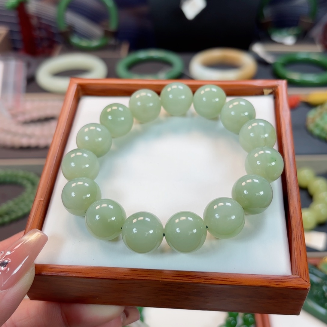 和田玉手链未镶嵌