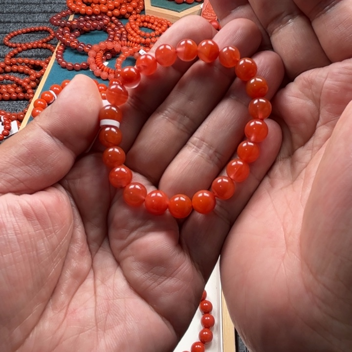 南红玛瑙手链未镶嵌