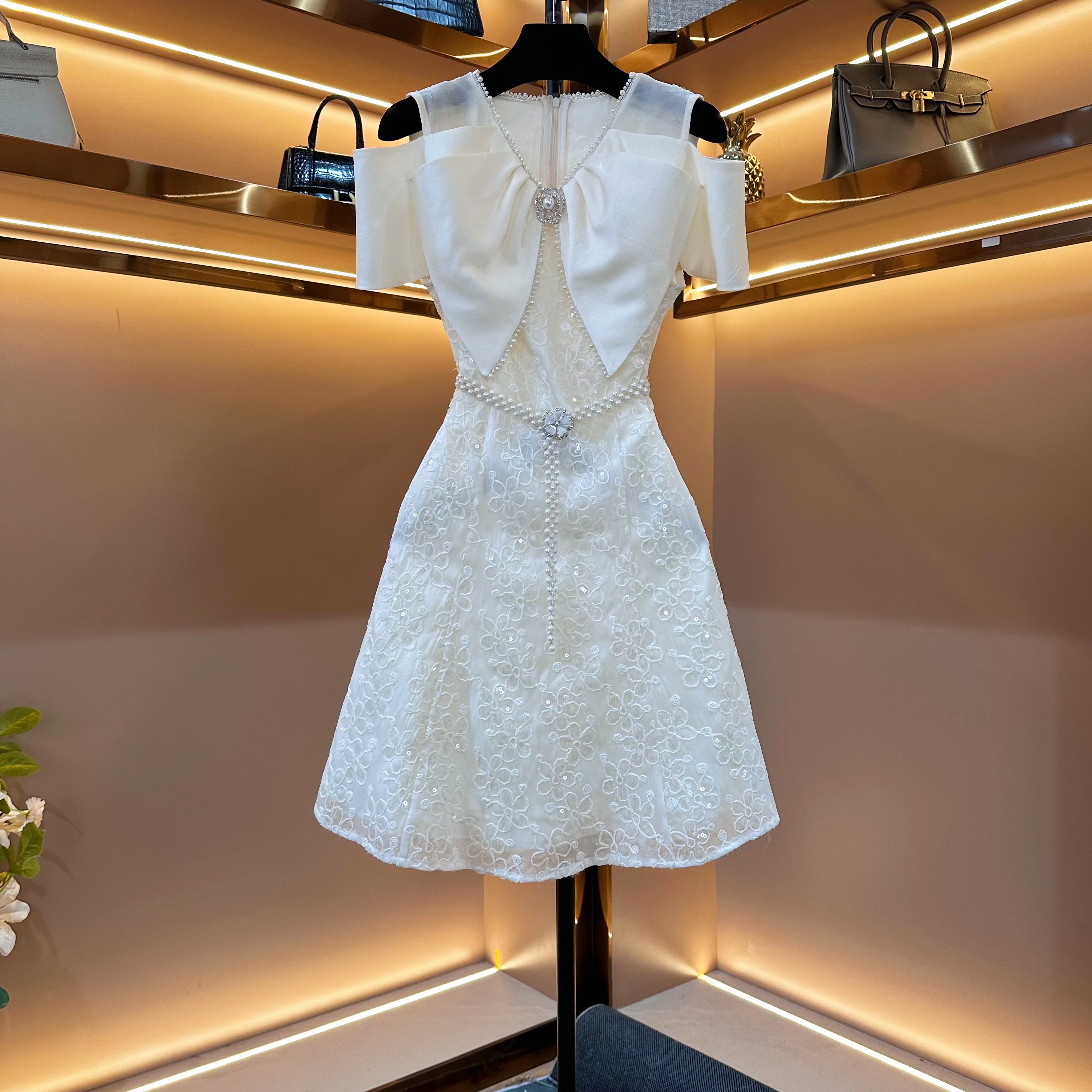 【仙羽缀花】[晖晖]轻奢设计师款优雅气质修身时尚收腰连衣裙-86865