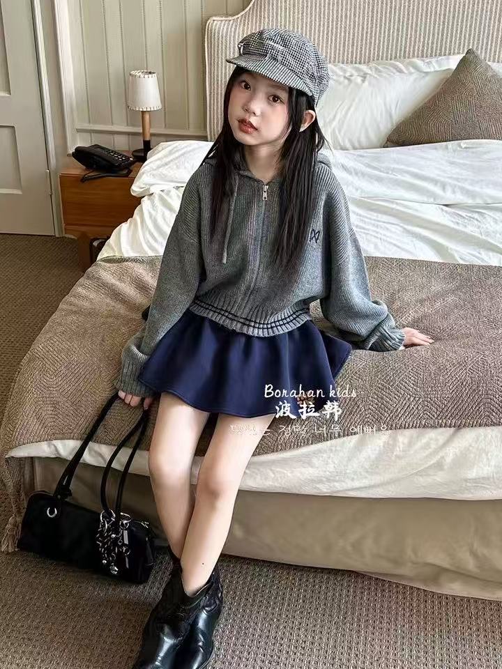 女童韩版学院风针织开衫2025秋季儿童拉链羊毛衫上衣搭配裙