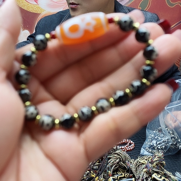 玛瑙/玉髓颈饰合金