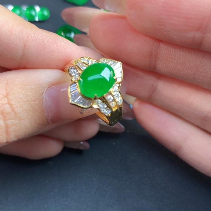 裸石翡翠12.5圈口