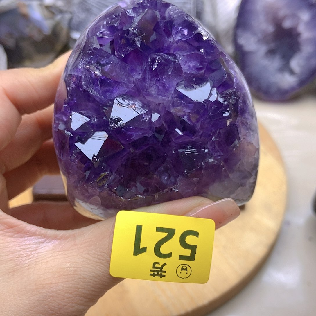 紫晶大型摆件（非配饰）未镶嵌