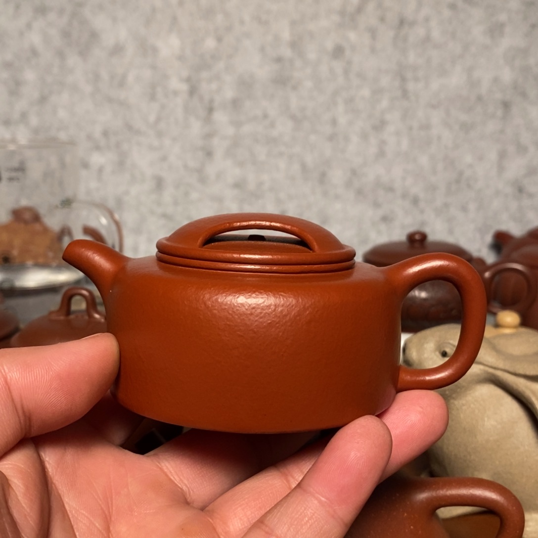 紫砂茶壶用****8调砂朱泥撇口牛盖壶