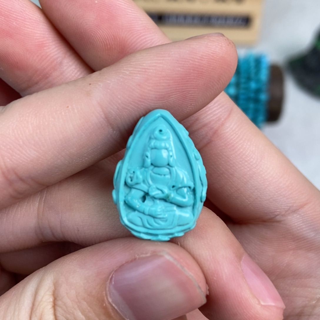 绿松石雕刻未镶嵌